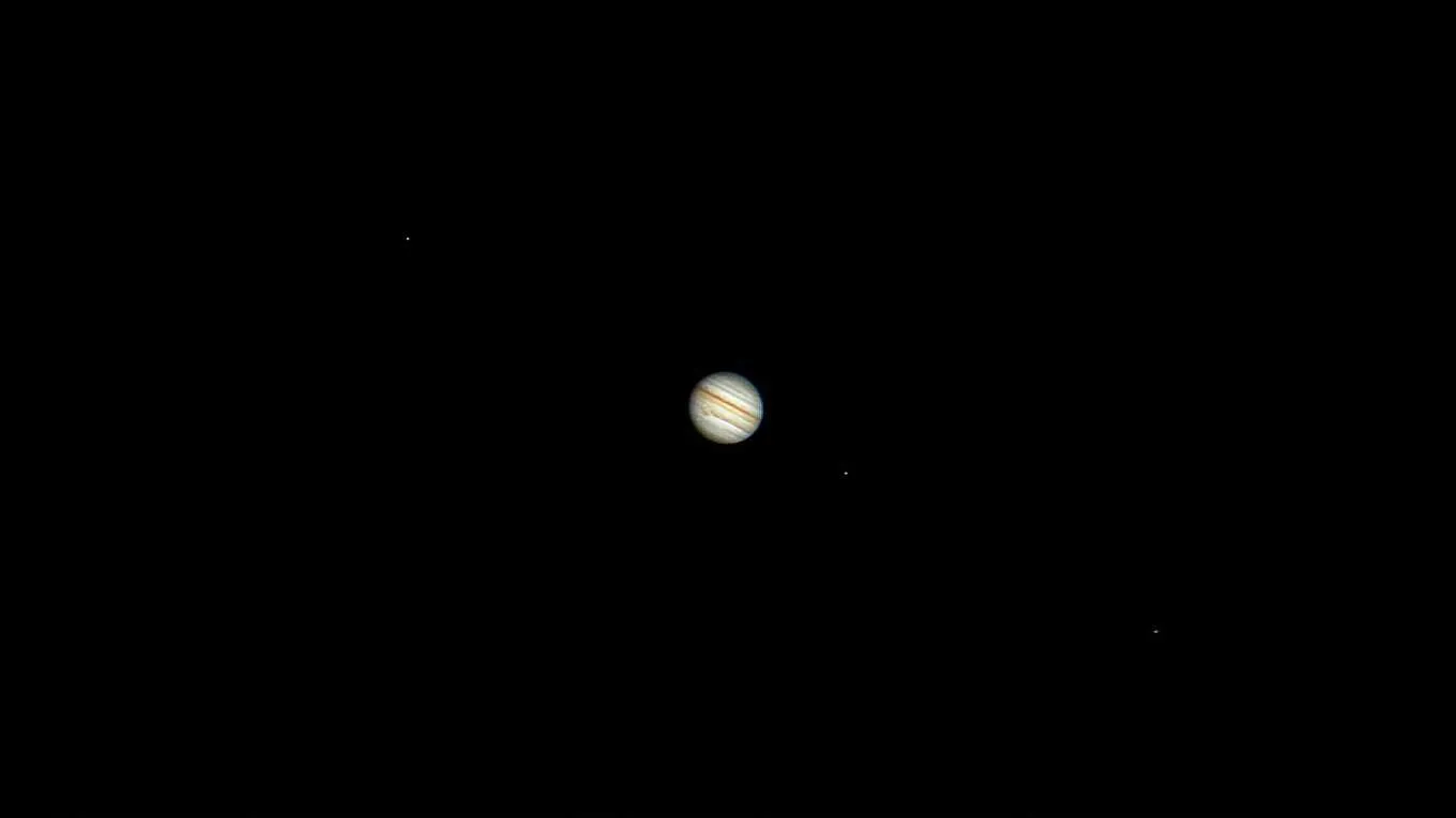 Jupiter, the red spot and 3 of its moons. Image captured at the HBO in September, 2021