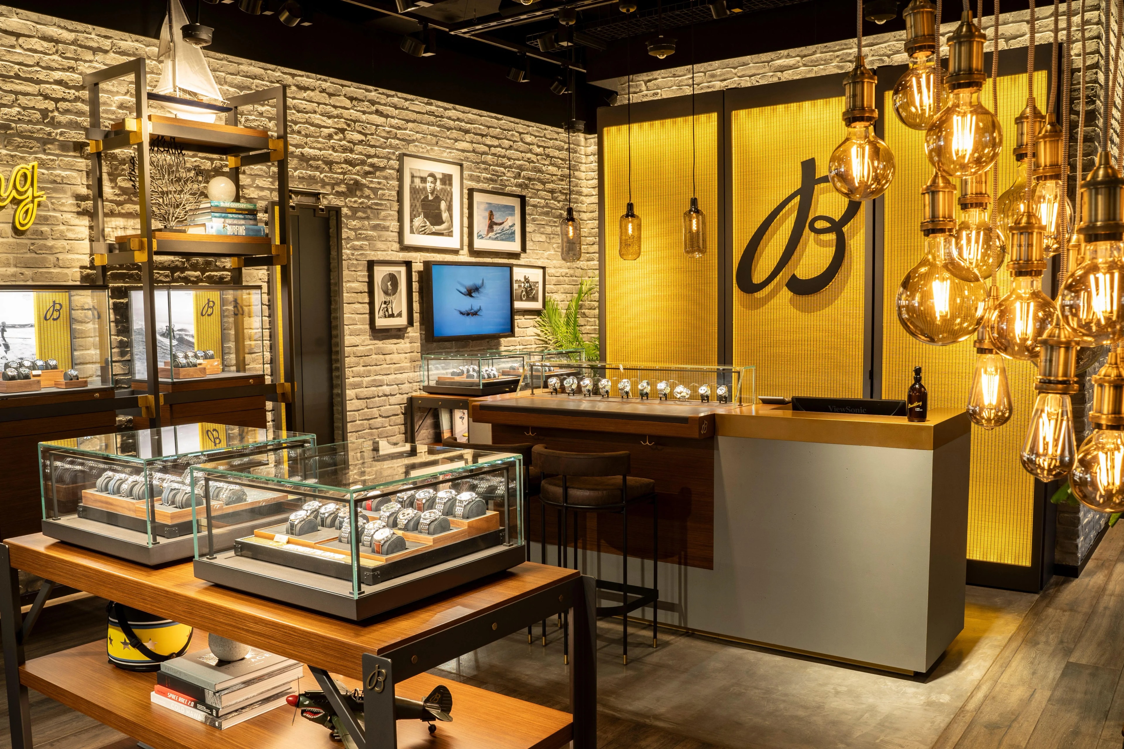 Breitling - Limegrove