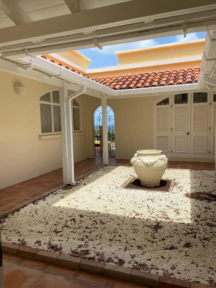 Colleton Great House