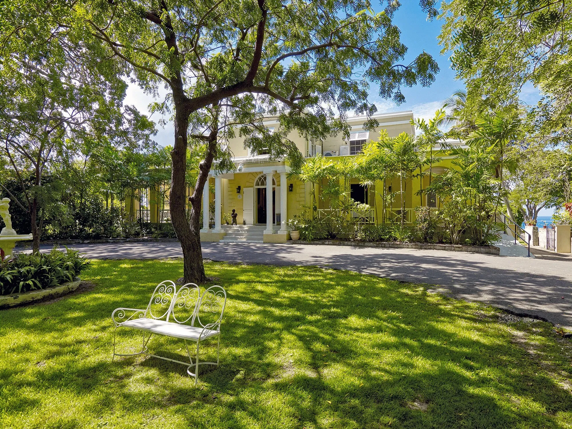 Colleton Great House