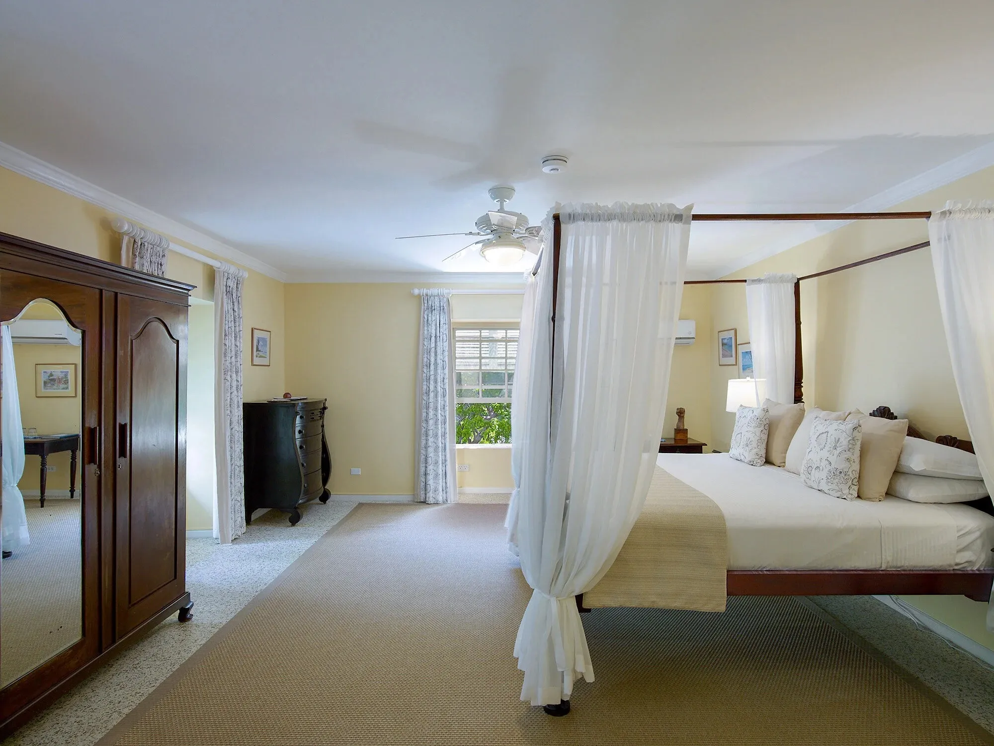 Colleton Great House