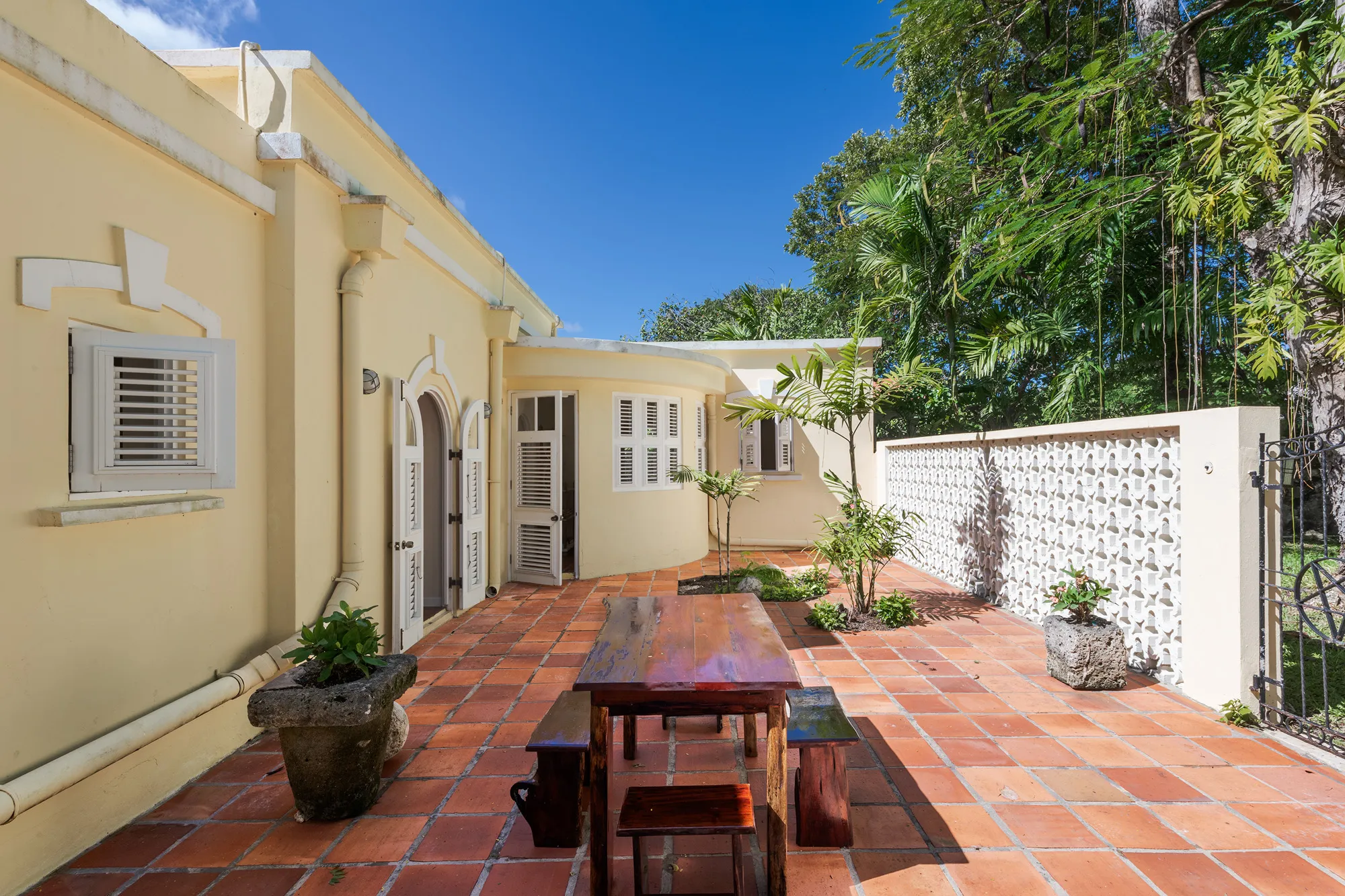 BarbadosColletonHouseCottageOutside