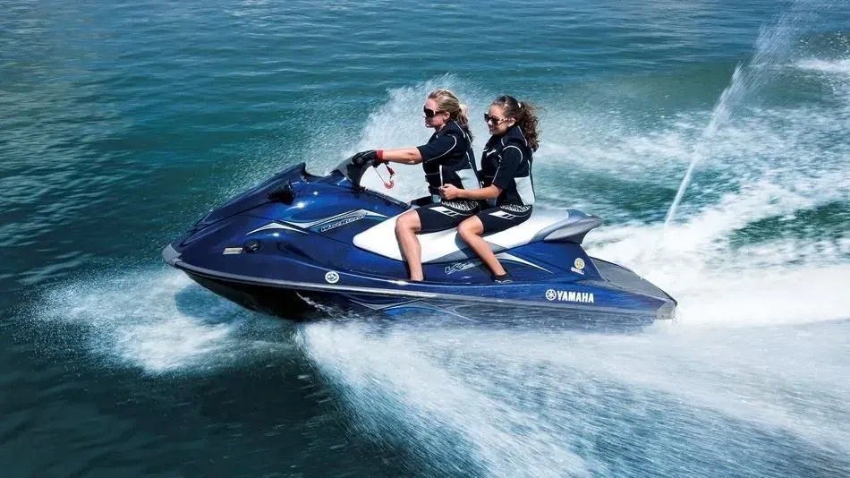 Maximum Tours/Team Baywatch