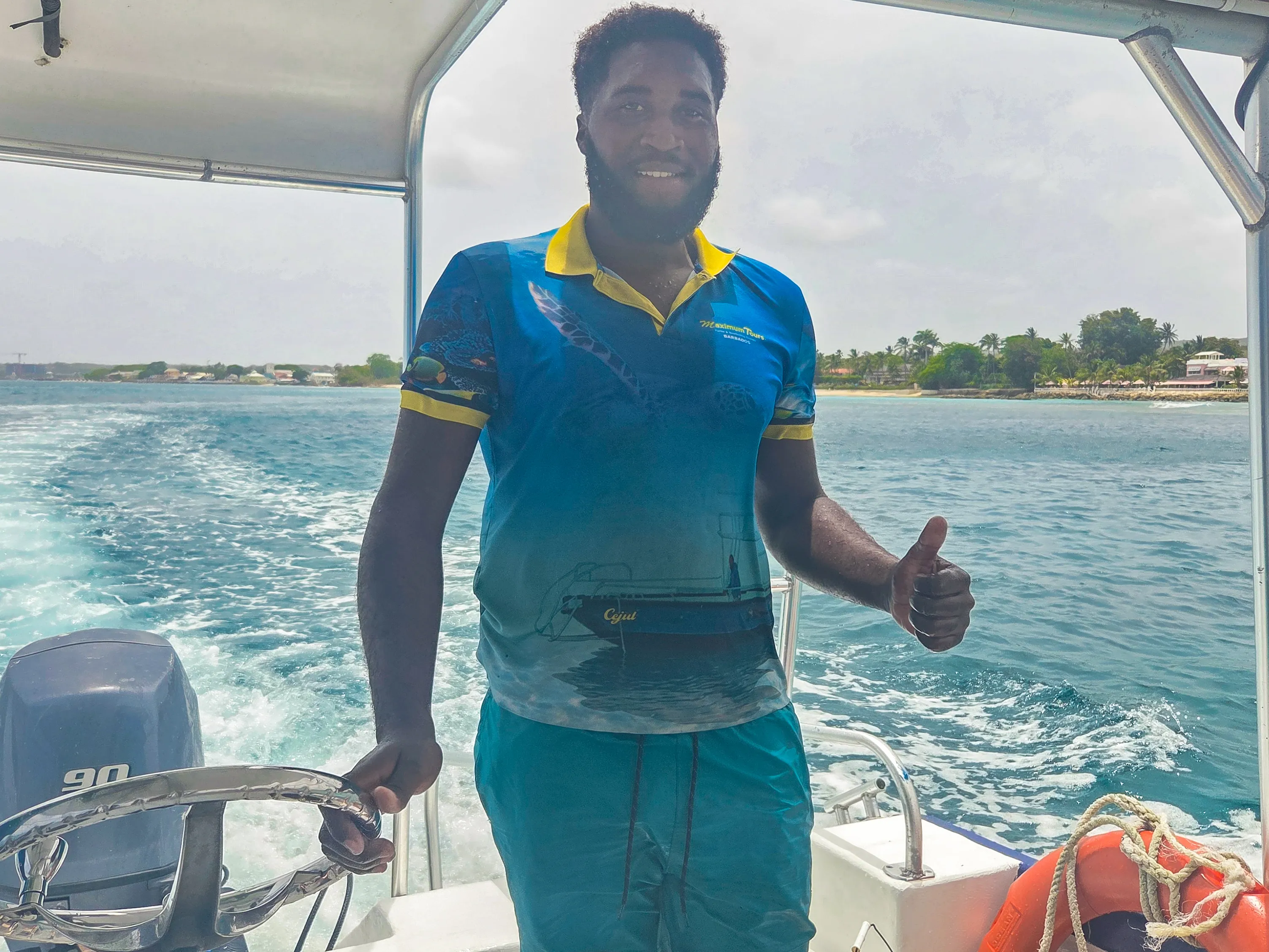 Barbados_Maximum_Tours_Jkoni_Boat_ThumbsUp_Jayne