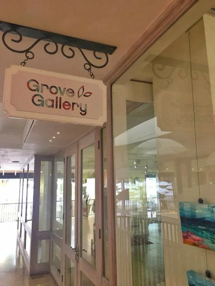 On The Wall Art Gallery