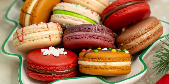more macarons