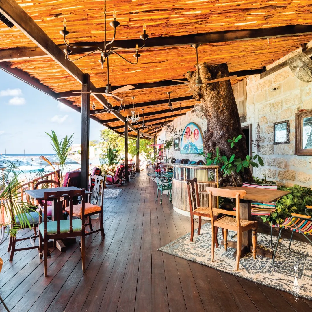 Local & Co Restaurant